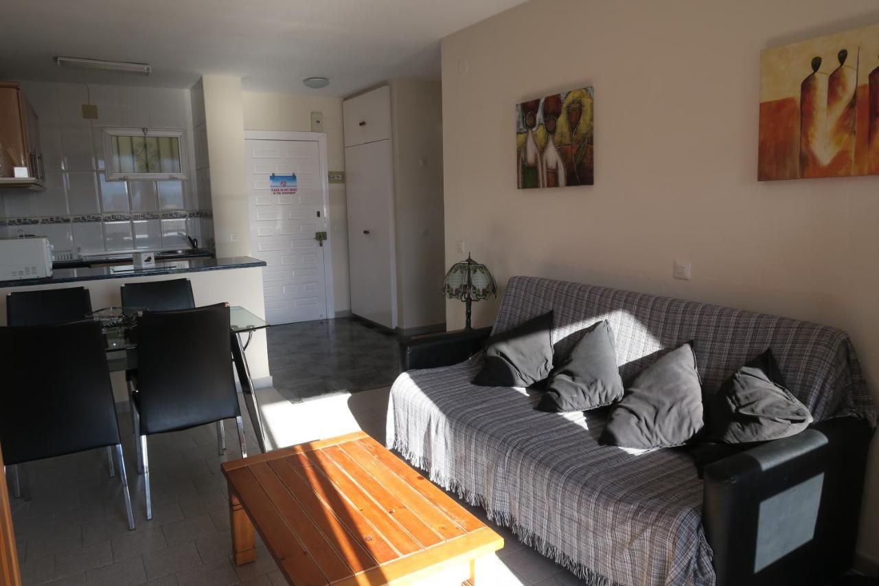 בנאלמדנה Apartamento 1 Dormitorio Con Vistas Edificio Jupiter מראה חיצוני תמונה