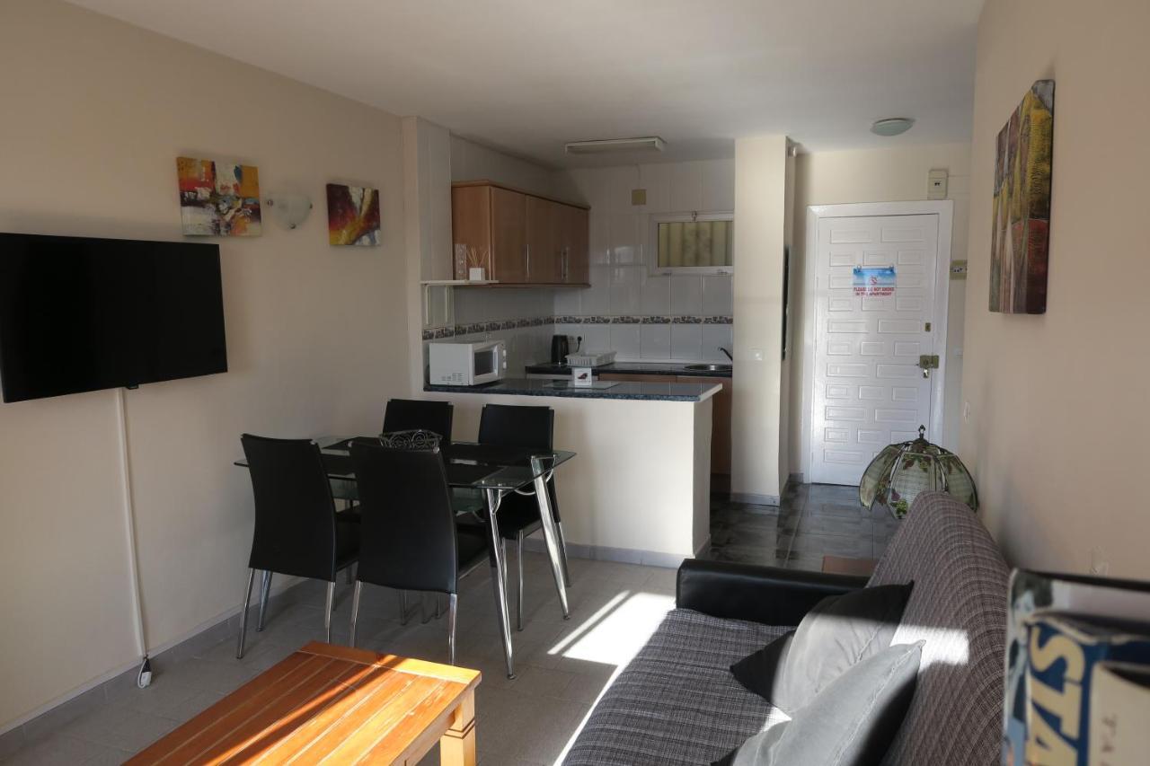 בנאלמדנה Apartamento 1 Dormitorio Con Vistas Edificio Jupiter מראה חיצוני תמונה